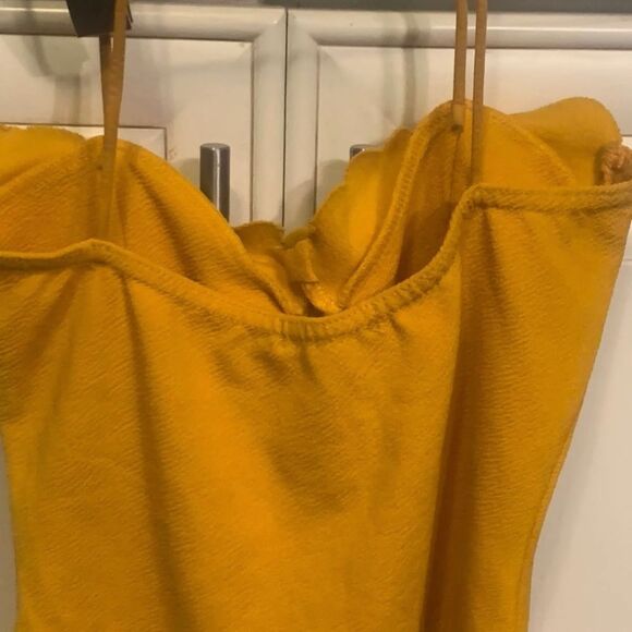 Boohoo Basic Spaghetti Strap Bodysuit Sz 4 - Picture 3 of 6